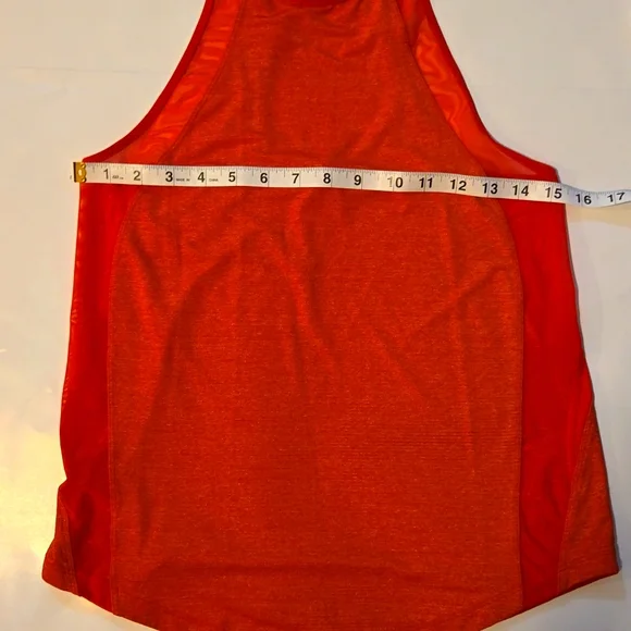 Lululemon run off Route tank size 4 Red - Picture 3 of 8